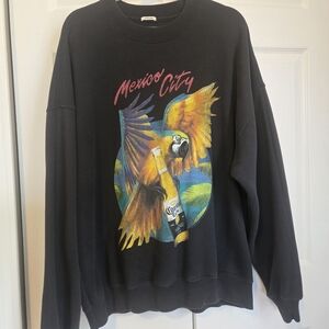 Abercrombie & Fitch - Mexico City with Parrot Design. Oversized Hoodie